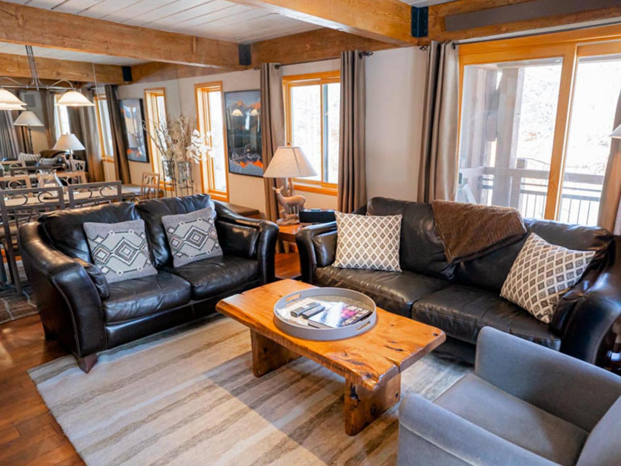 Lift One - One, Two Three Bedroom Units Adjacent To Downtown Apartamento Aspen