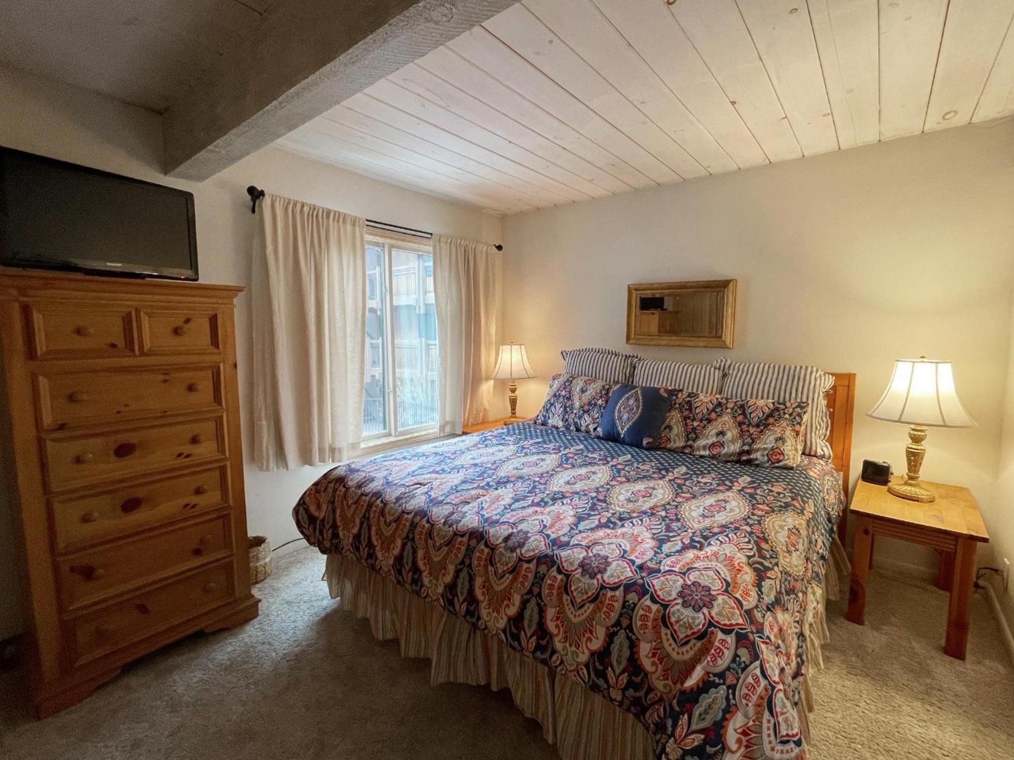 Lift One - One, Two Three Bedroom Units Adjacent To Downtown Apartamento