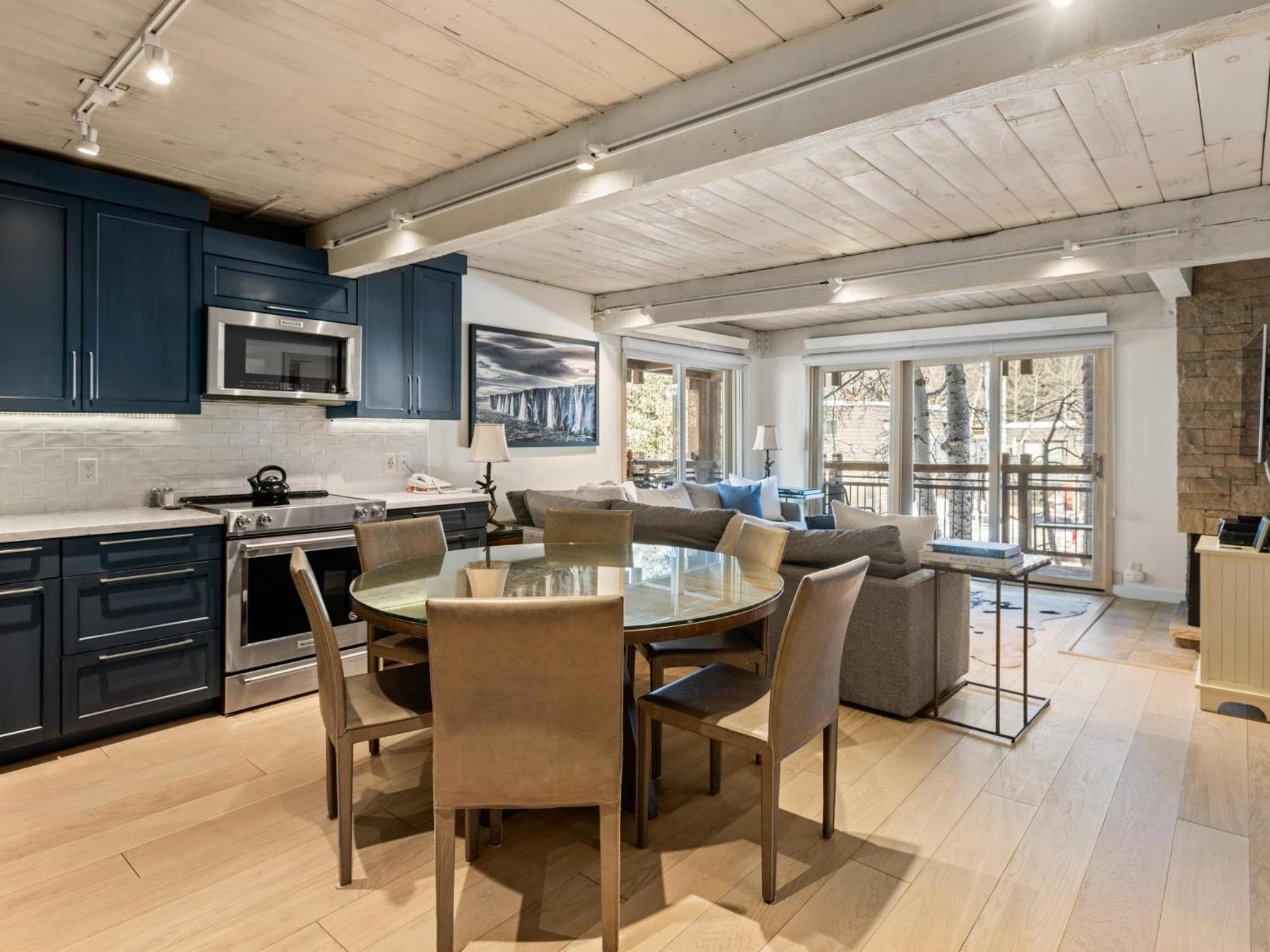 Apartamento Lift One - One, Two Three Bedroom Units Adjacent To Downtown *