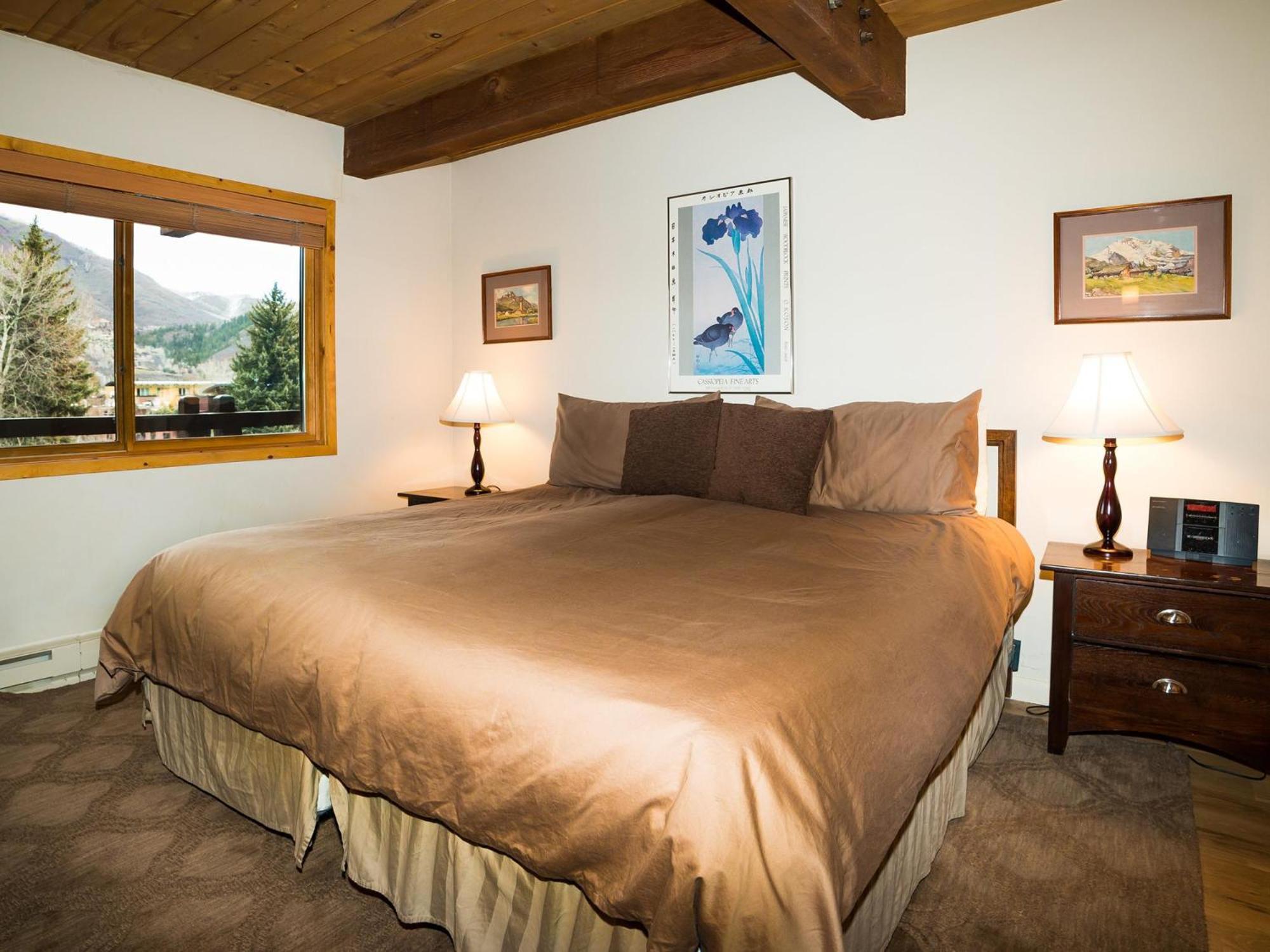 Apartamento Lift One - One, Two Three Bedroom Units Adjacent To Downtown