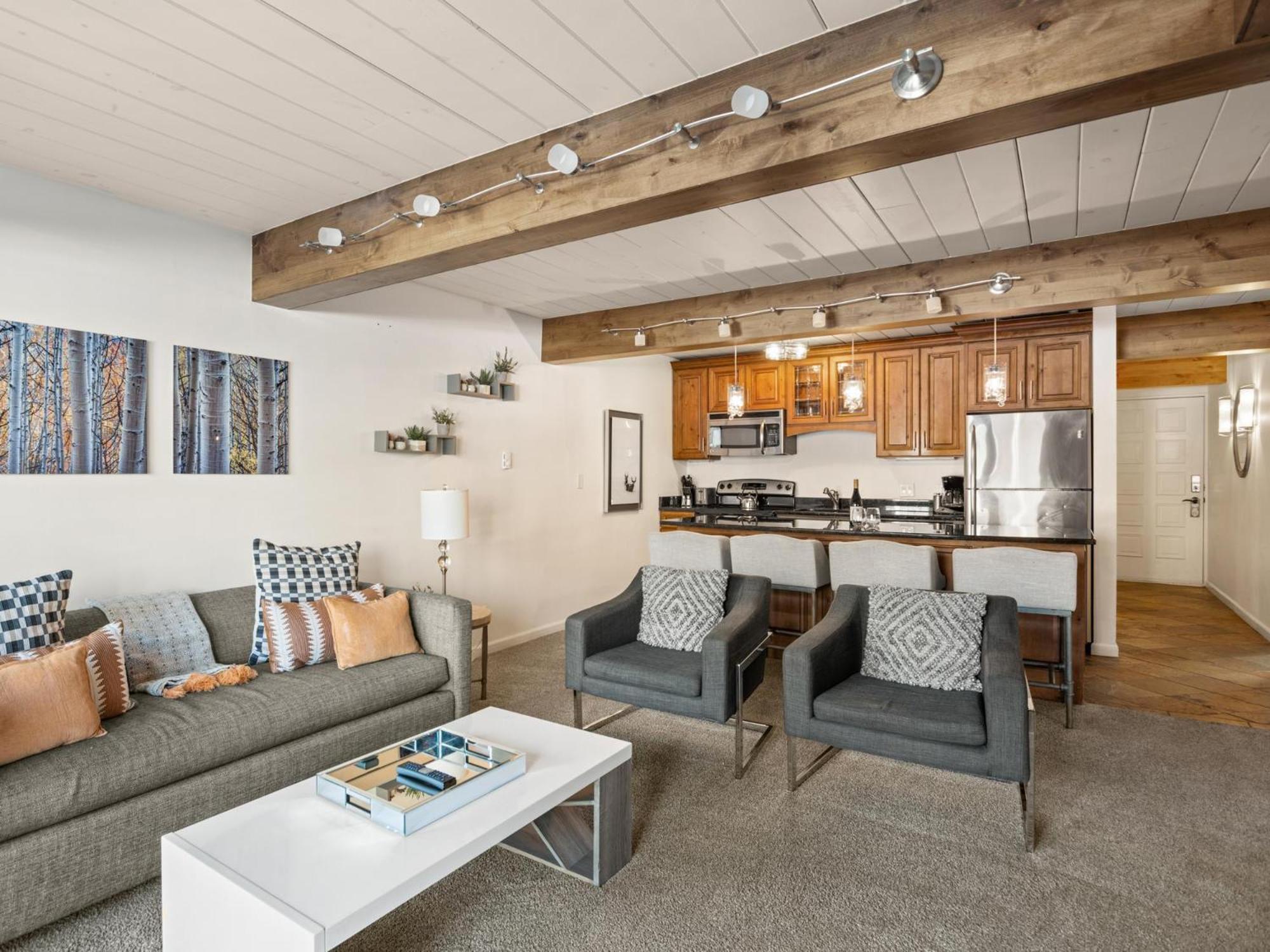 Apartamento Lift One - One, Two Three Bedroom Units Adjacent To Downtown *