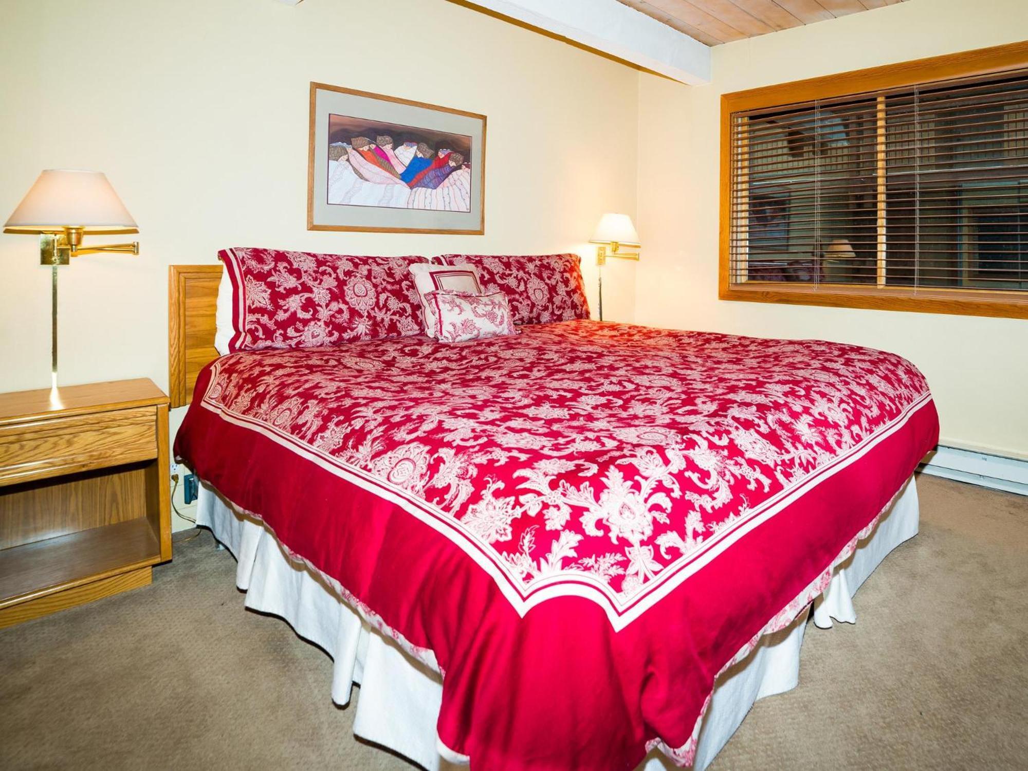 Lift One - One, Two Three Bedroom Units Adjacent To Downtown Apartamento Aspen
